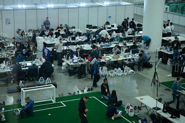 آغاز رقابت جهانی رباتیک دانش‌آموزی پکن