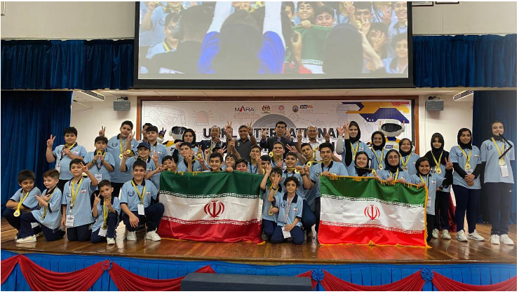 دانش آموزان رباتیک ایران قهرمان آسیا